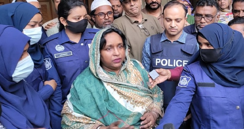 আইভী.jpg